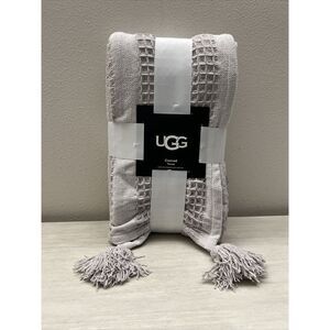 UGG CONRAD Shoreline Beige/Lt Brown/Off-White Throw Blanket 50”x 70” Soft